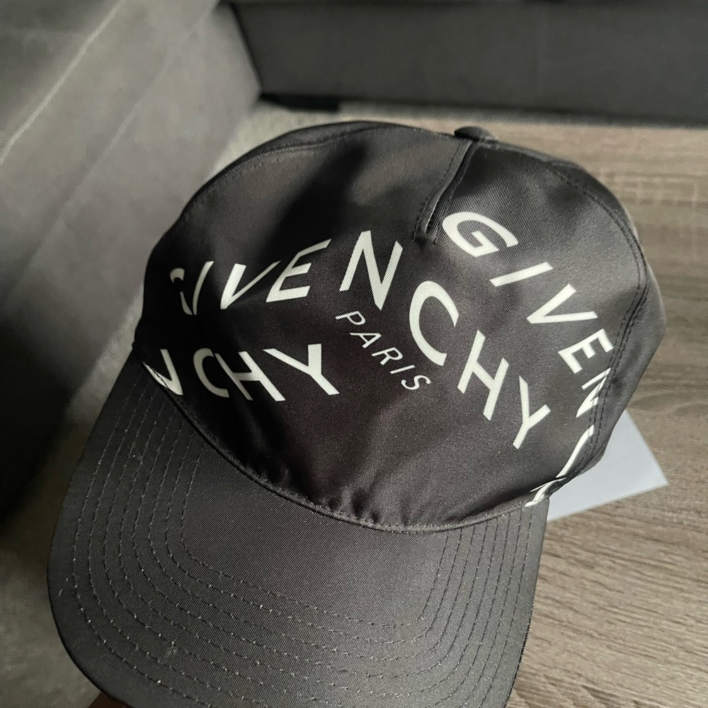 Mens Givenchy Paris Cap hat